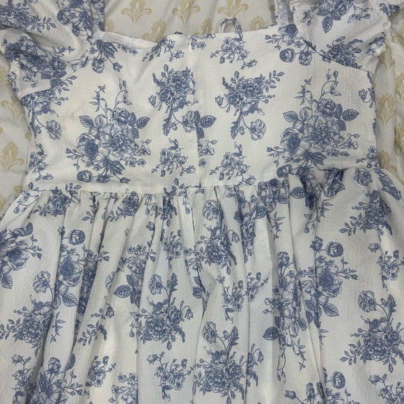 CIDER Blue Toile Floral Puff Sleeve Mini Dress - Picture 5 of 10